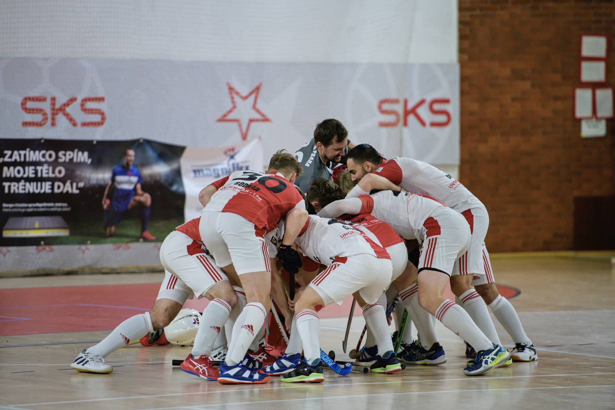 Slavia dominuje Extralize. Náš cíl je titul, zní z kabiny.