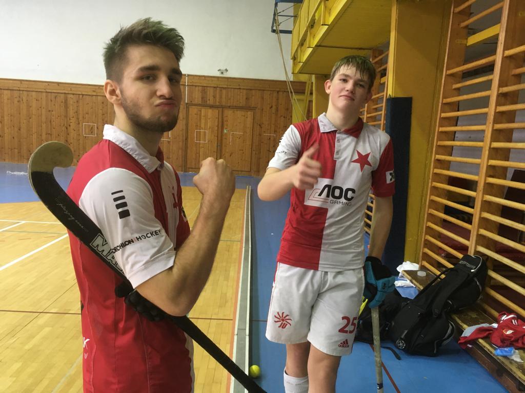 Dorostenci proti Liticím B: Radost